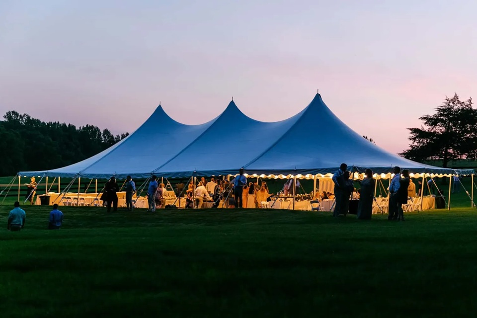 Carpas homologadas para convenciones, ferias corporativas y eventos de empresa